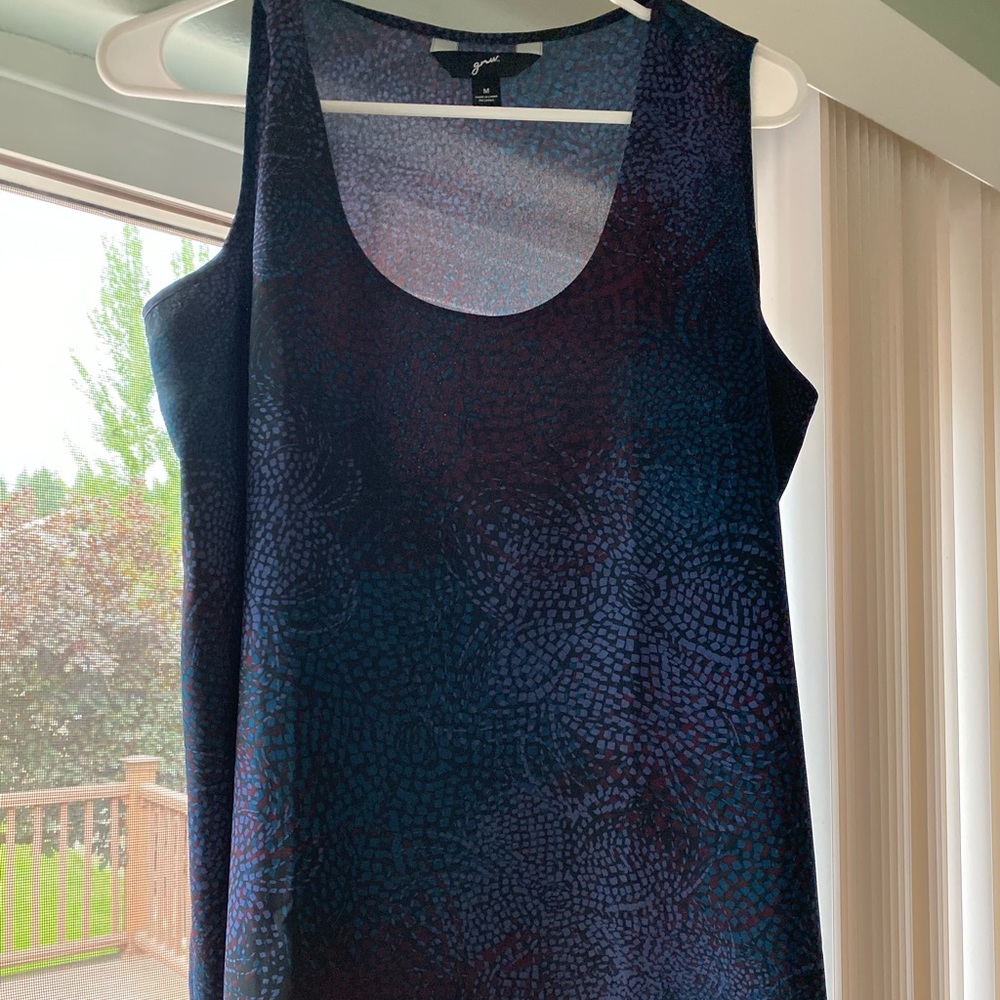 Very flattering blouse